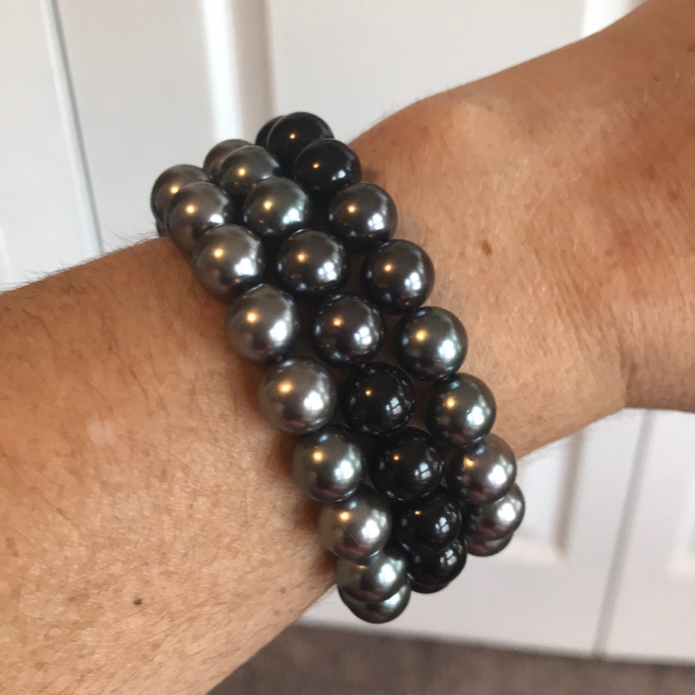 Bracelets - Picture 2 of 3